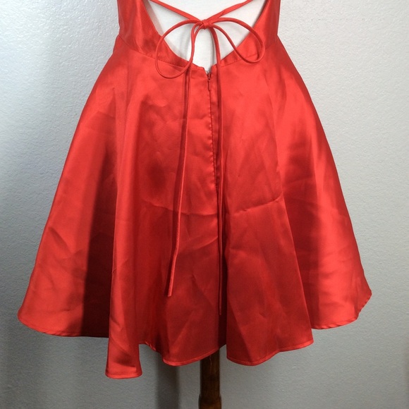 ALYCE PARIS Red V-Neck Short Fit N' Flare Dress Size 10 with lace up back - Picture 7 of 16